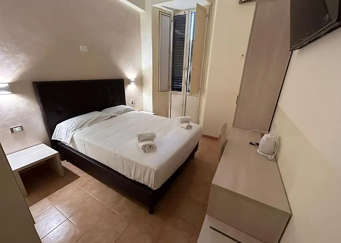 Conte Oda ve Kahvaltı 4*