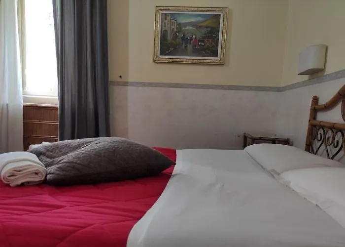 Oda ve Kahvaltı Conte 4*